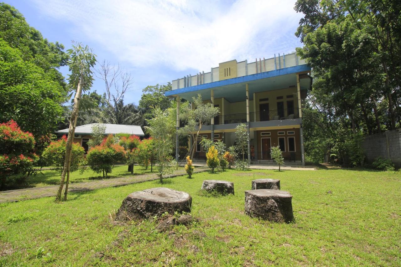 Tangkoko Lodge ビツン エクステリア 写真